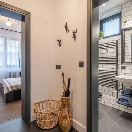 Soho 13 - Black & White Appartement Sofia