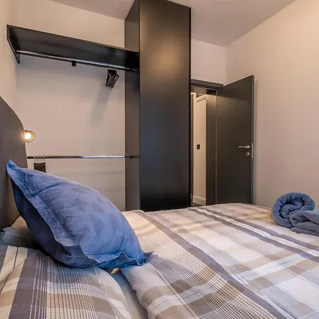 Soho 13 - Black & White