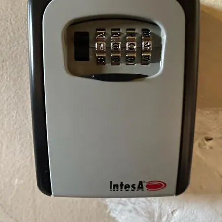 Soho 13 - Black & White * Sófia