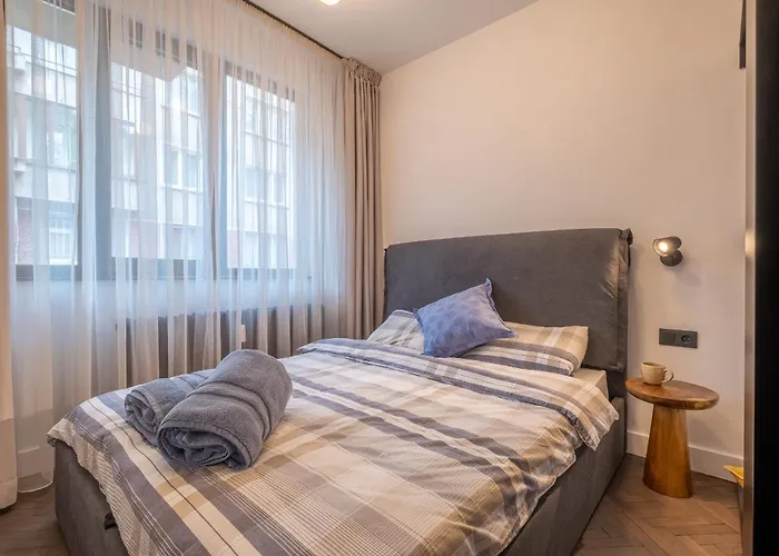 Soho 13 - Black & White Apartmán Sofie