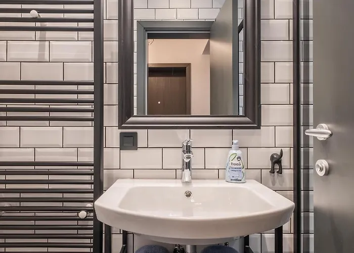 Soho 13 - Black & White Apartmán *