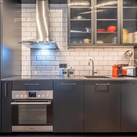 Soho 13 - Black & White